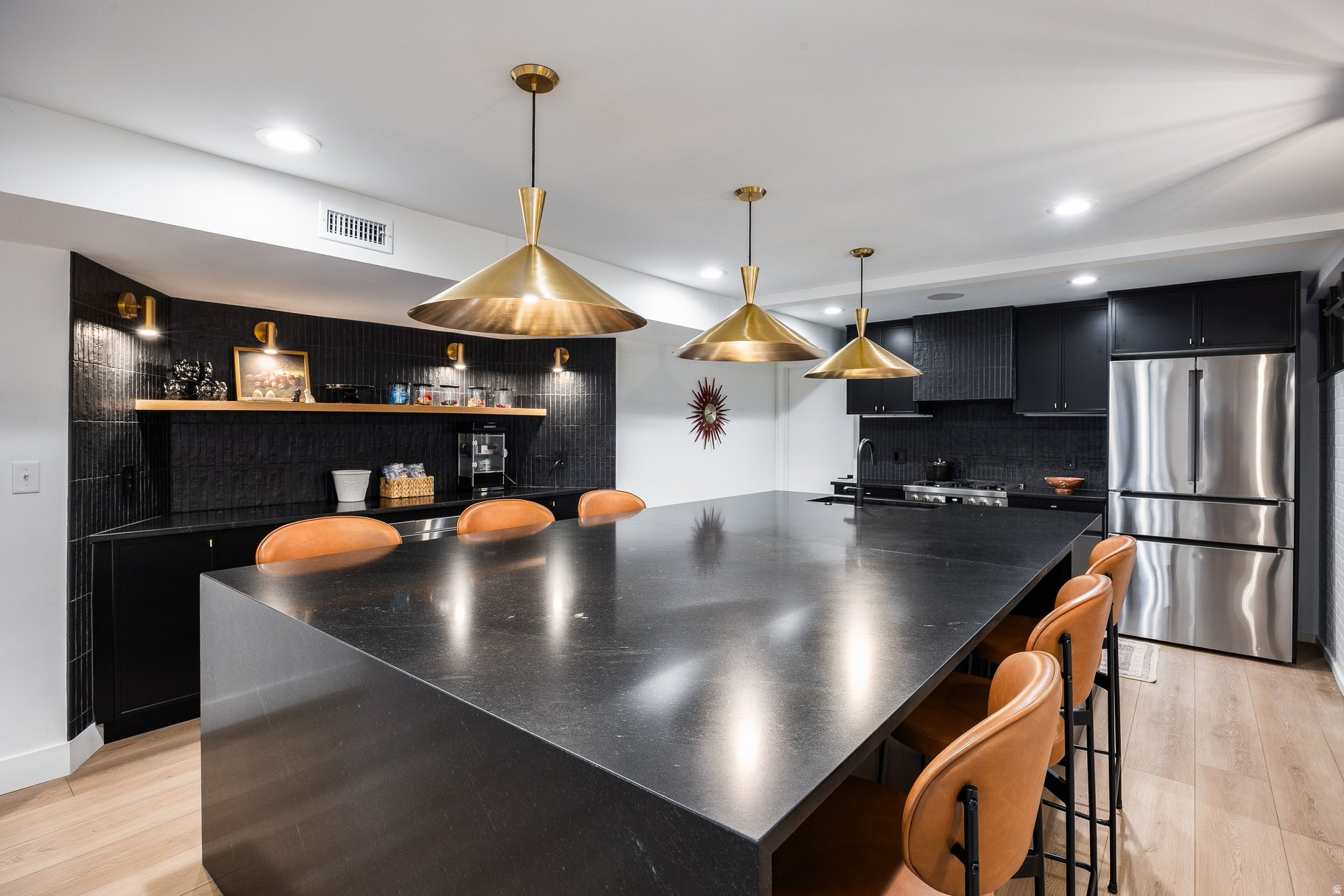 OLYMPUS COVE - Residential