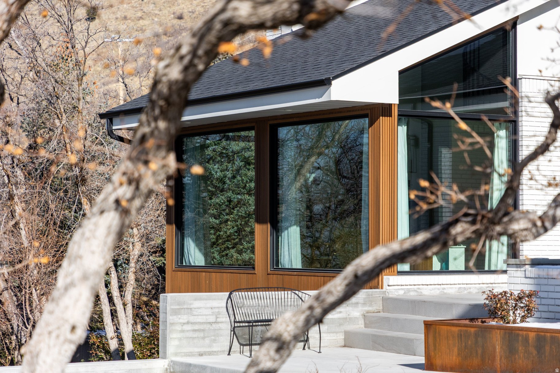 OLYMPUS COVE - Residential