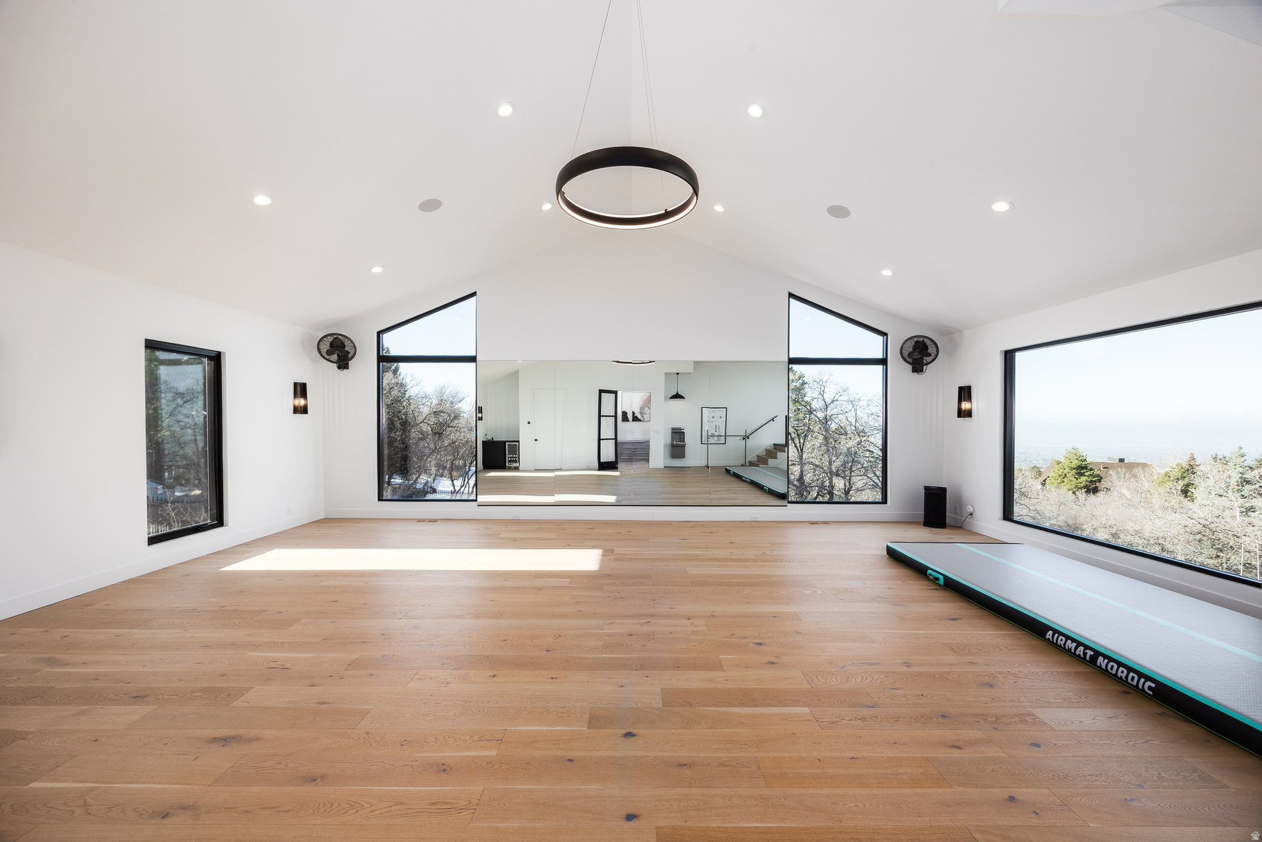 OLYMPUS COVE - Residential