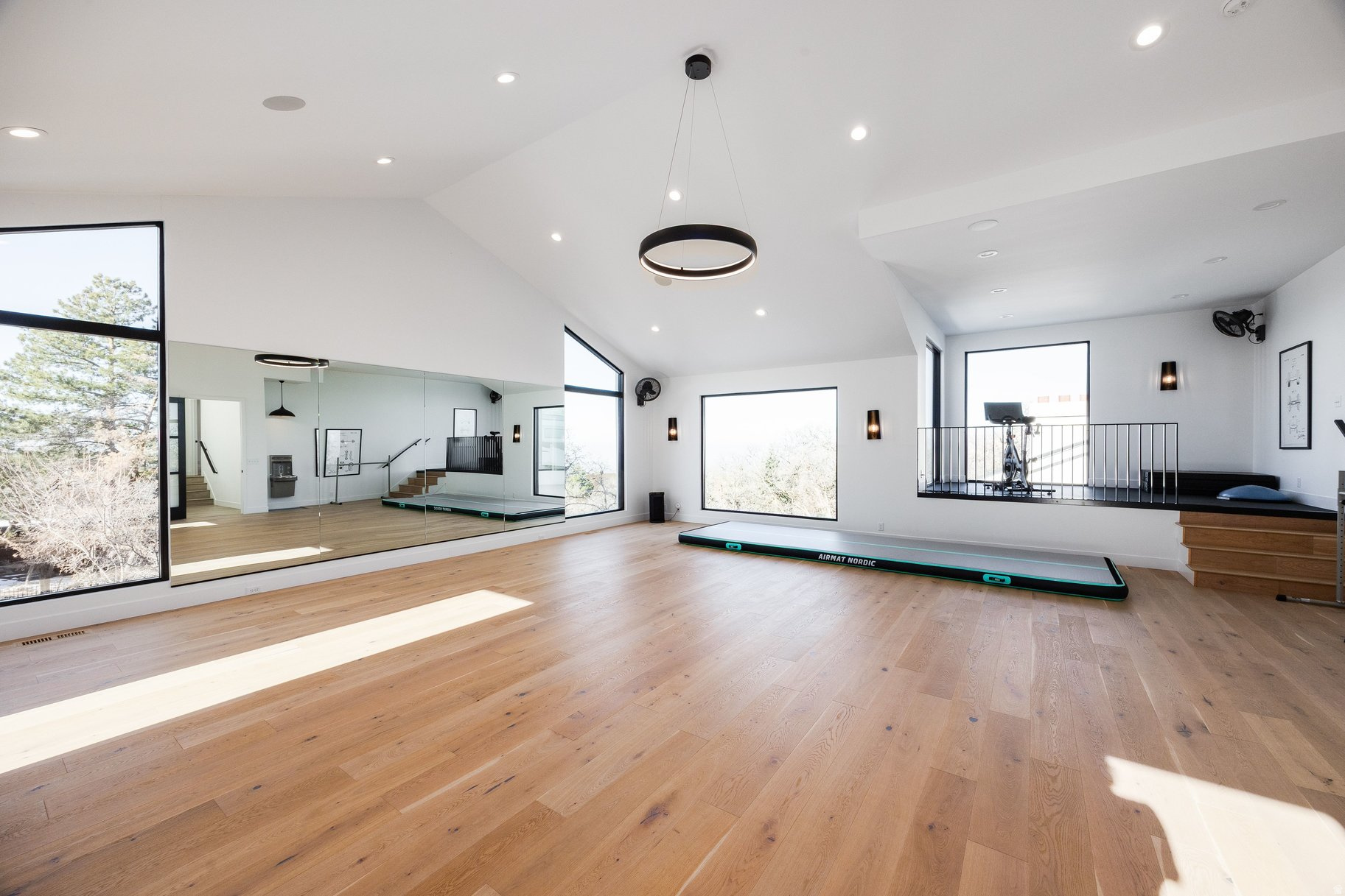 OLYMPUS COVE - Residential