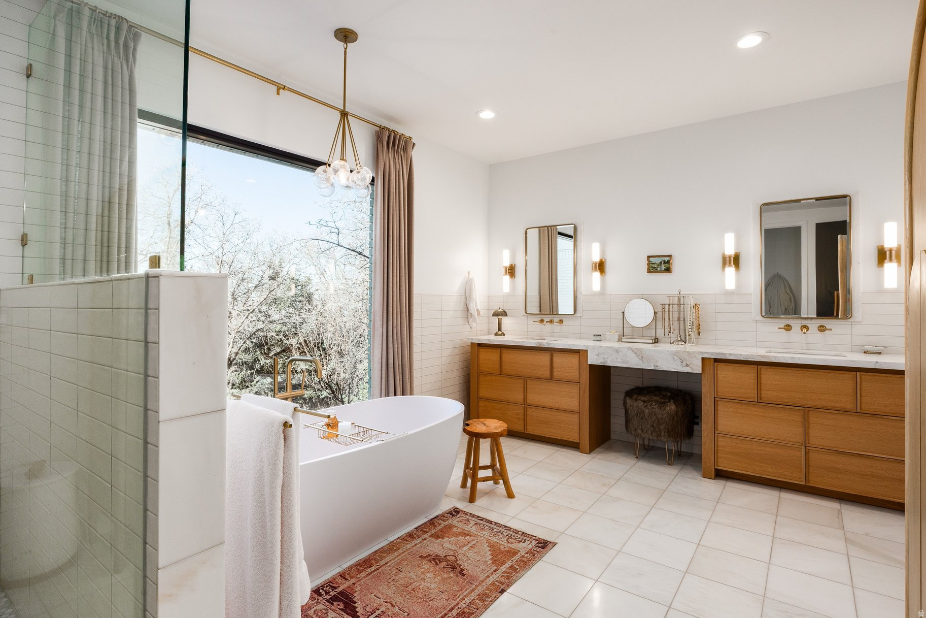 OLYMPUS COVE - Residential