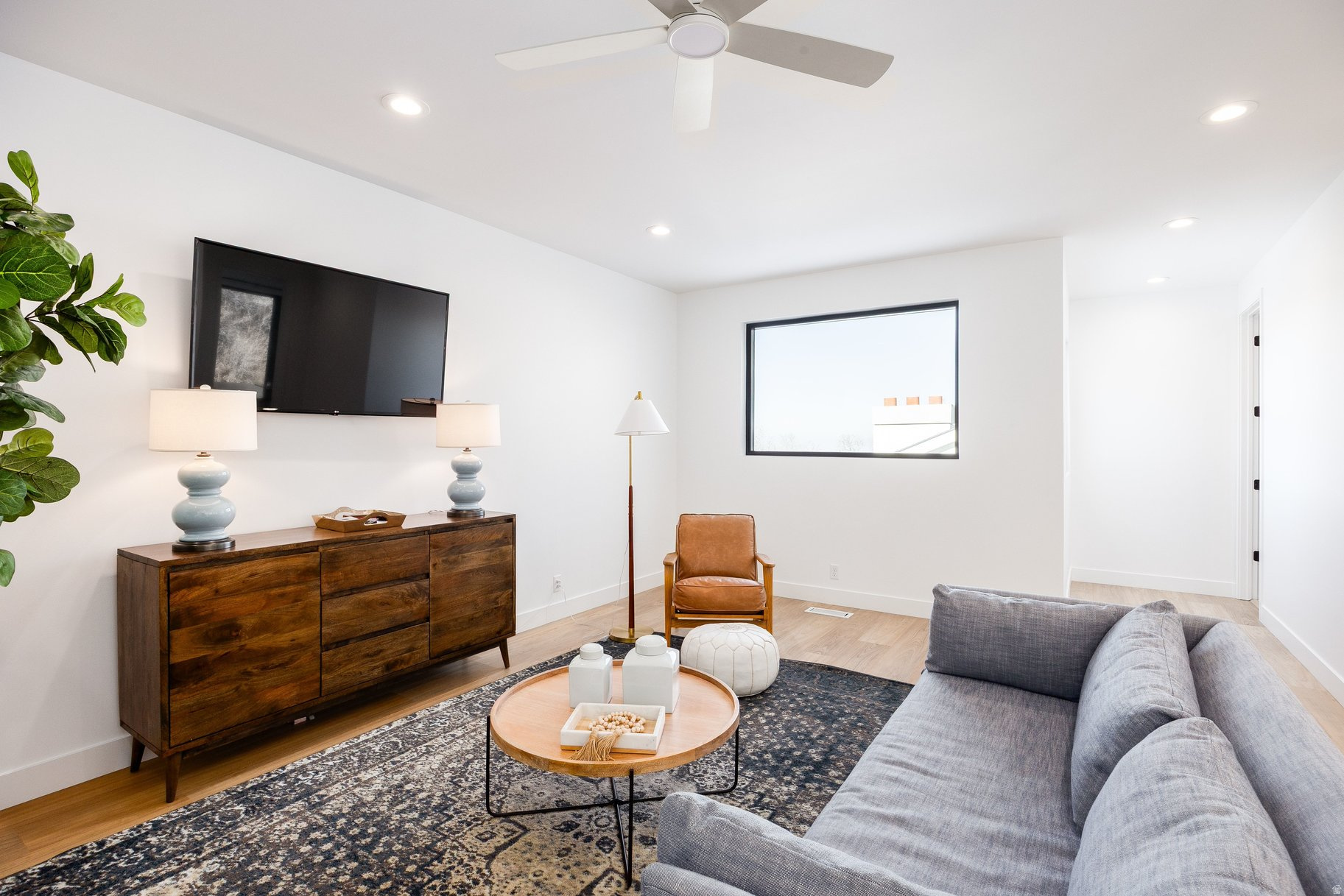 OLYMPUS COVE - Residential