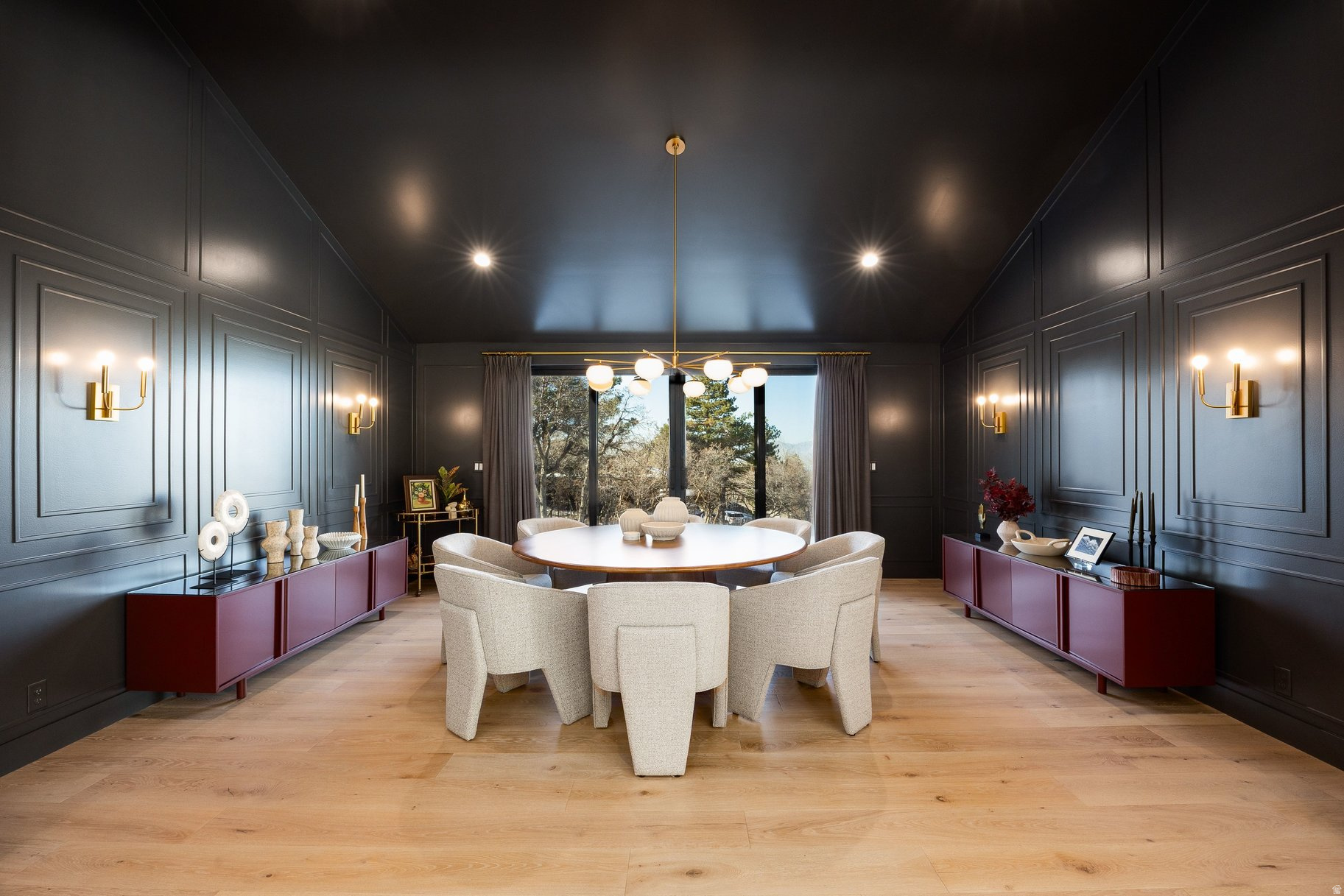 OLYMPUS COVE - Residential