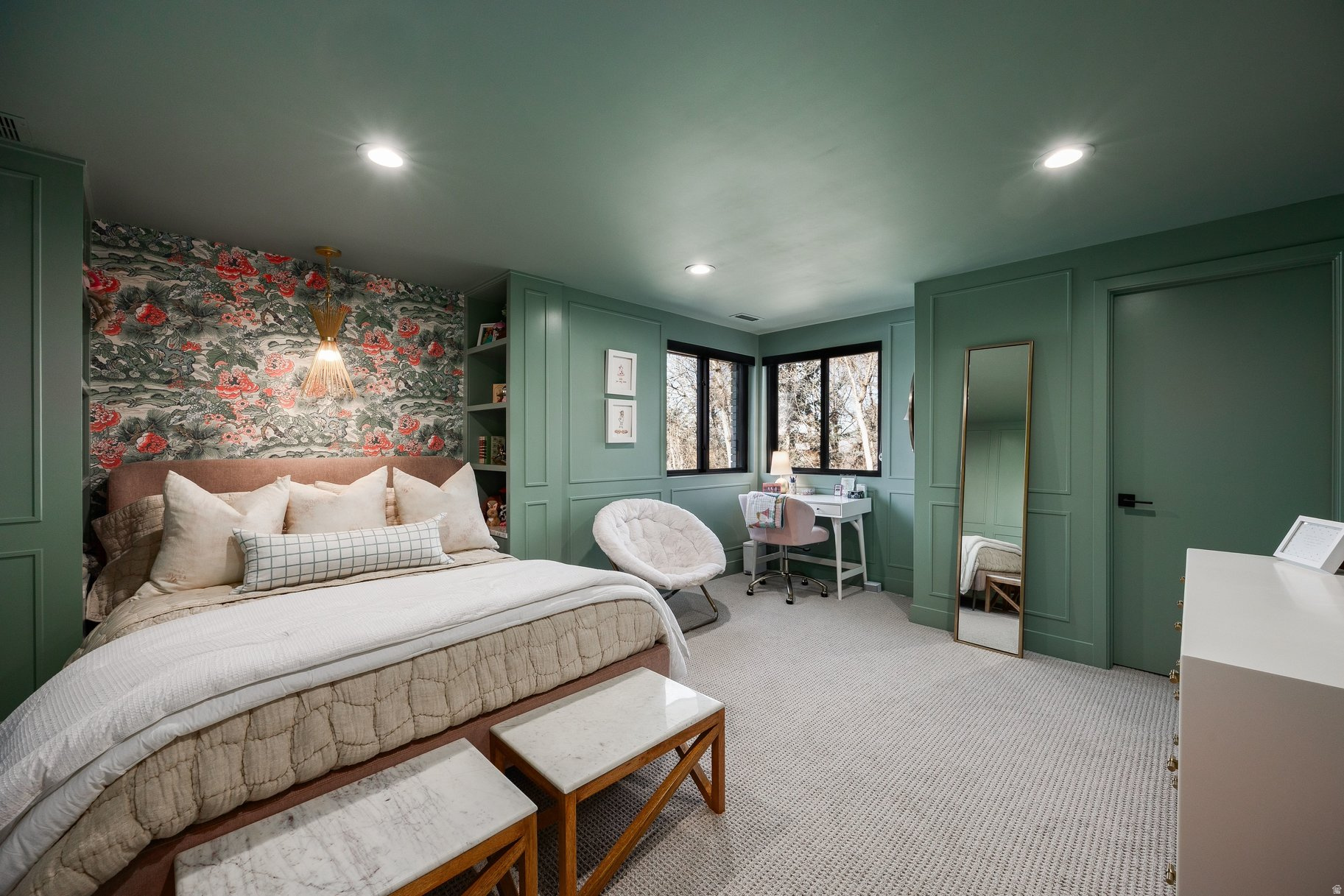 OLYMPUS COVE - Residential