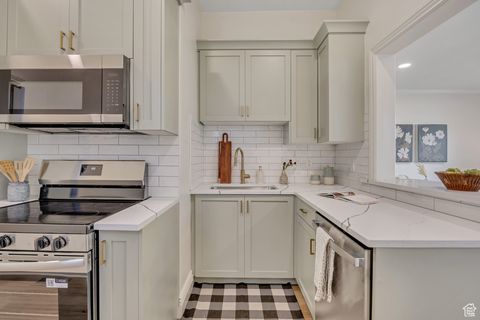 Tiny photo for 630 E 5TH AVE, Salt Lake City, UT 84103 (MLS # 2118033)