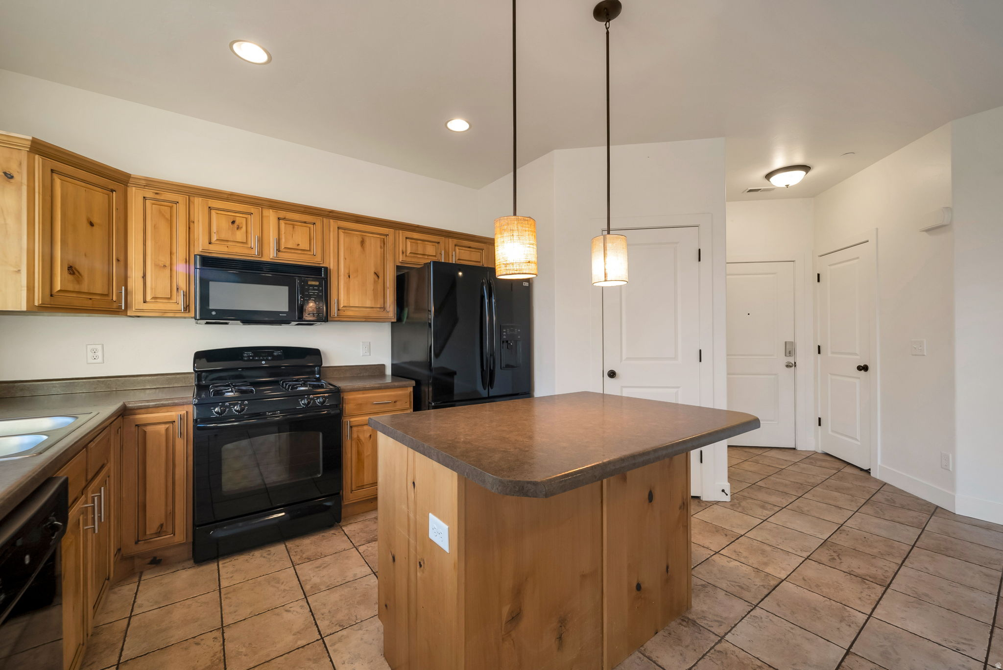 DAYBREAK - Residential