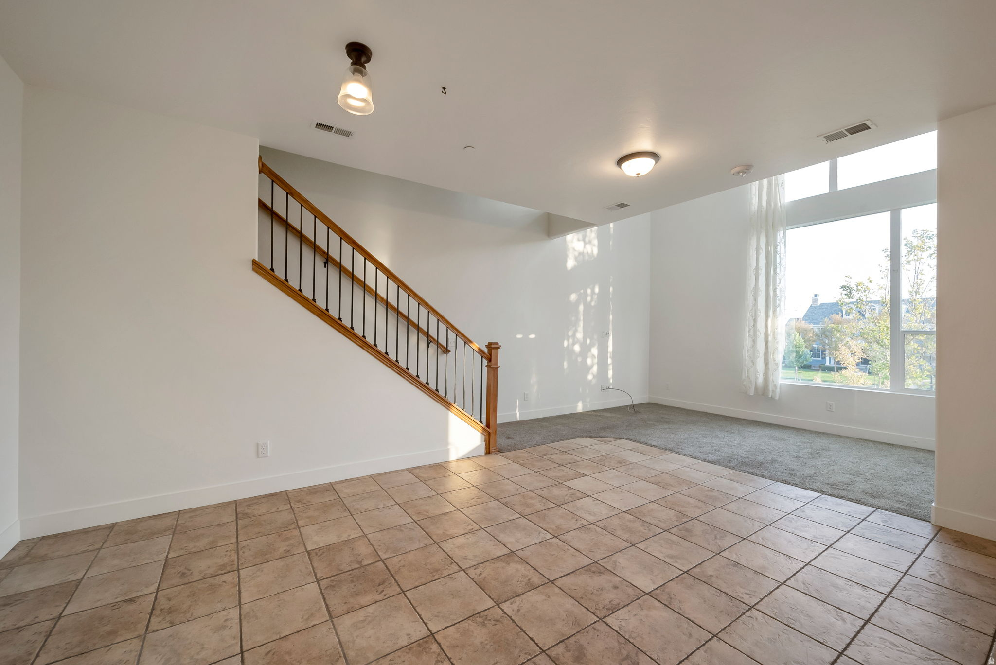 DAYBREAK - Residential