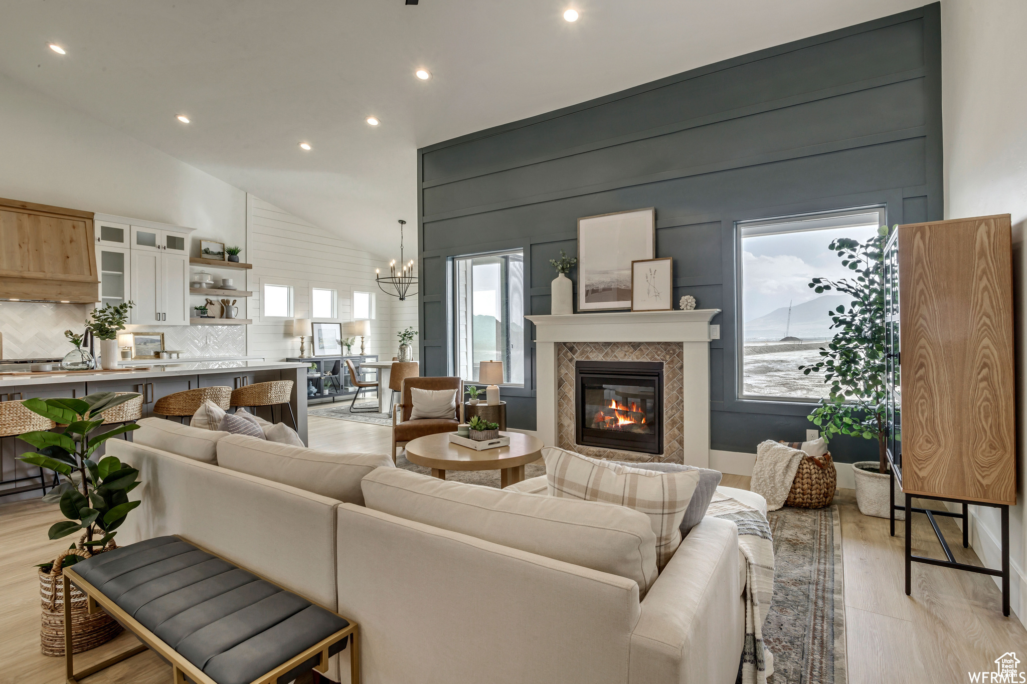 STARHAVEN VILLAS - Residential