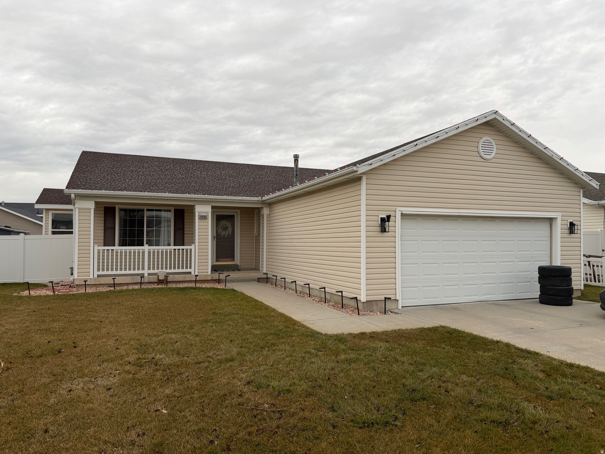 COUNTRY VIEW - Residential