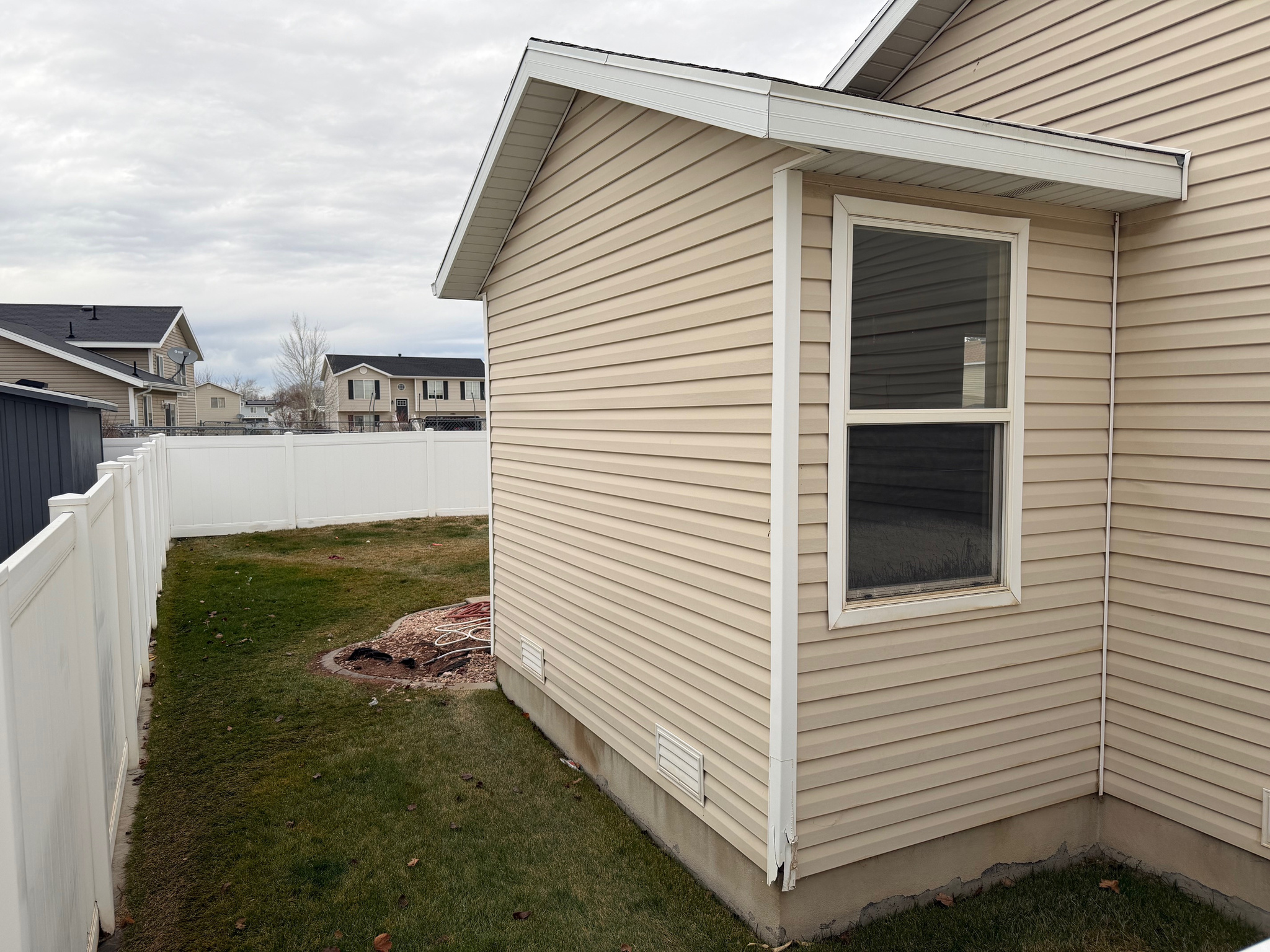 COUNTRY VIEW - Residential