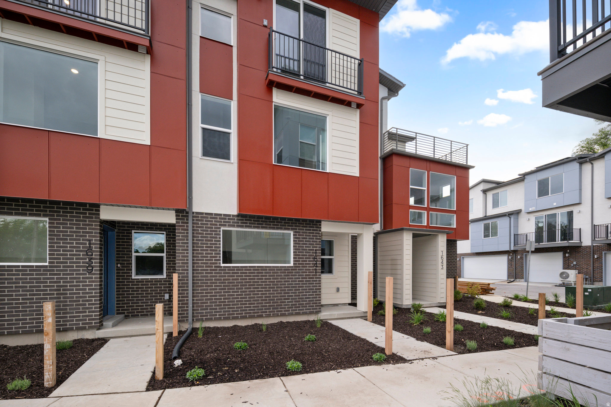 AXIS TOWNHOMES - Residential