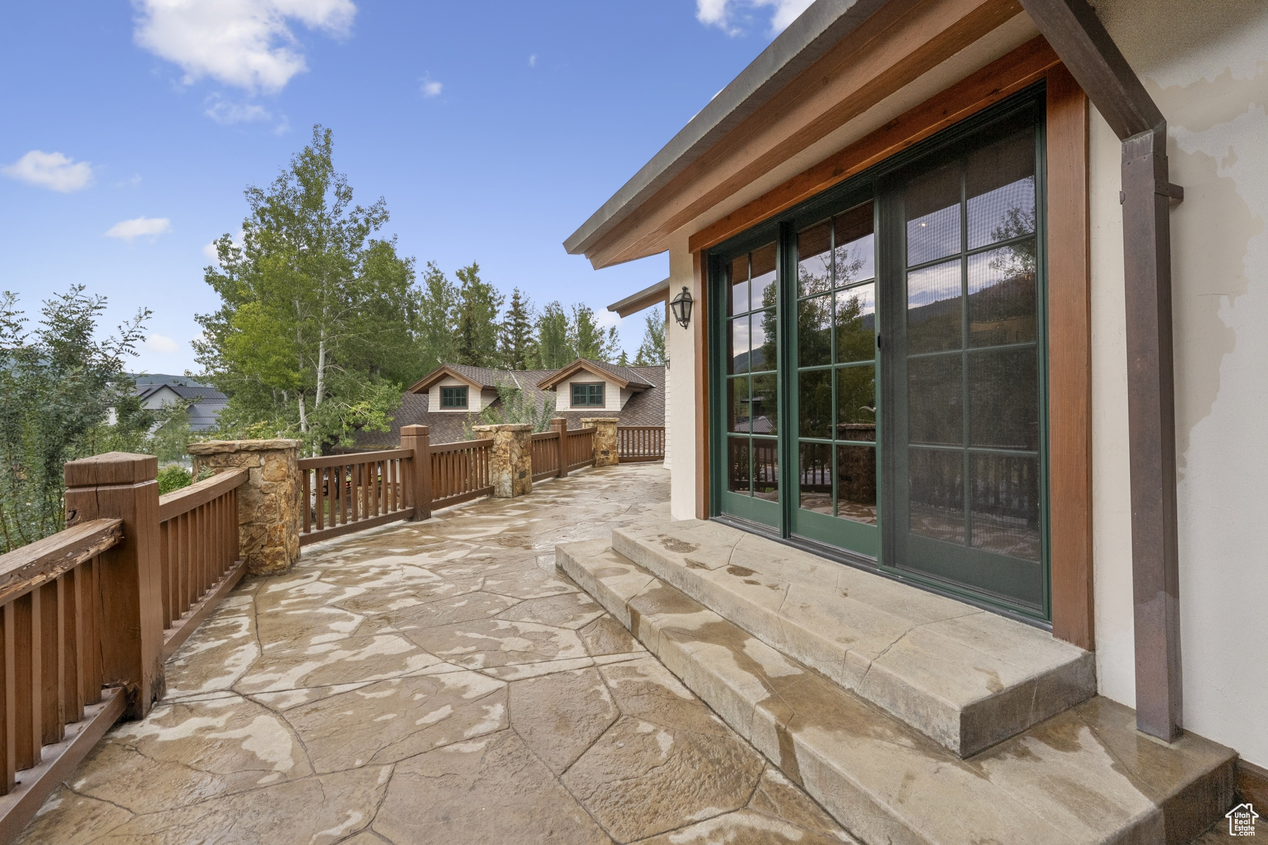 HOLIDAY RANCHETTES - Residential
