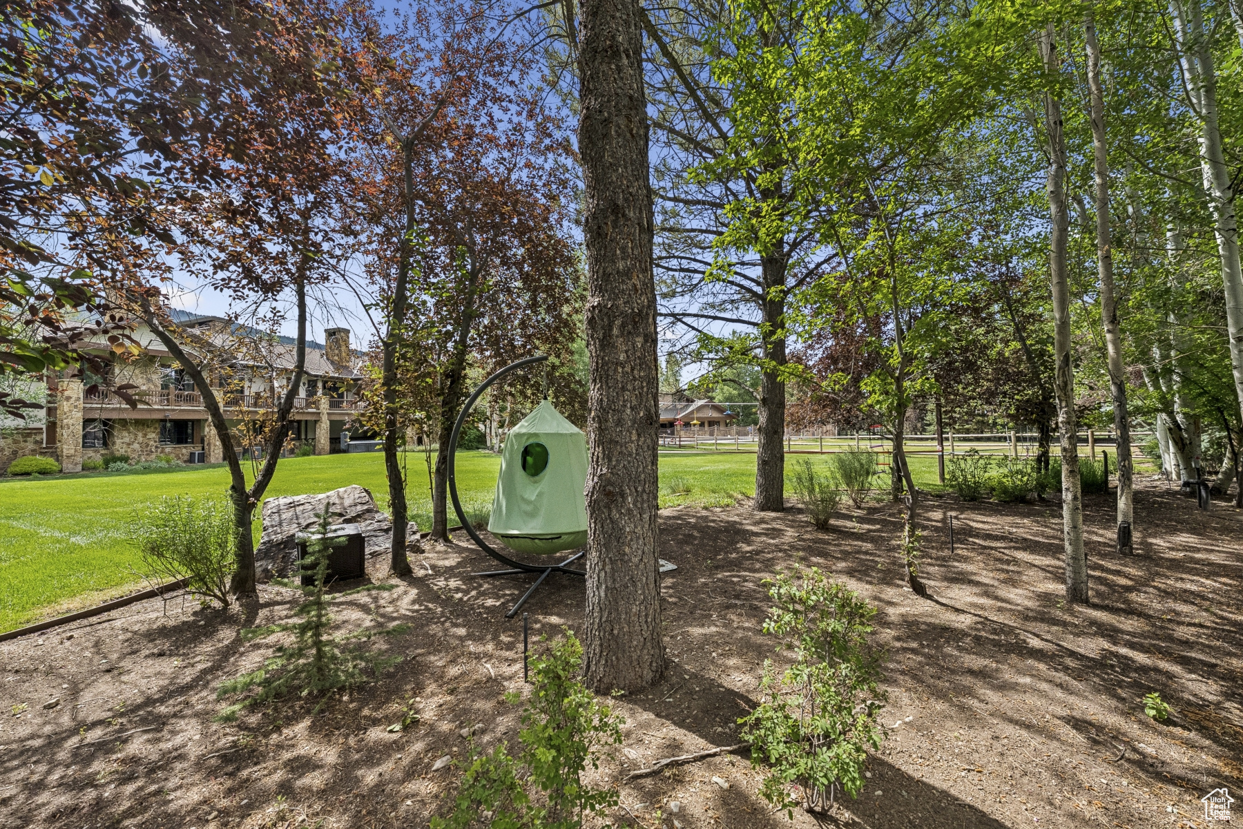 HOLIDAY RANCHETTES - Residential