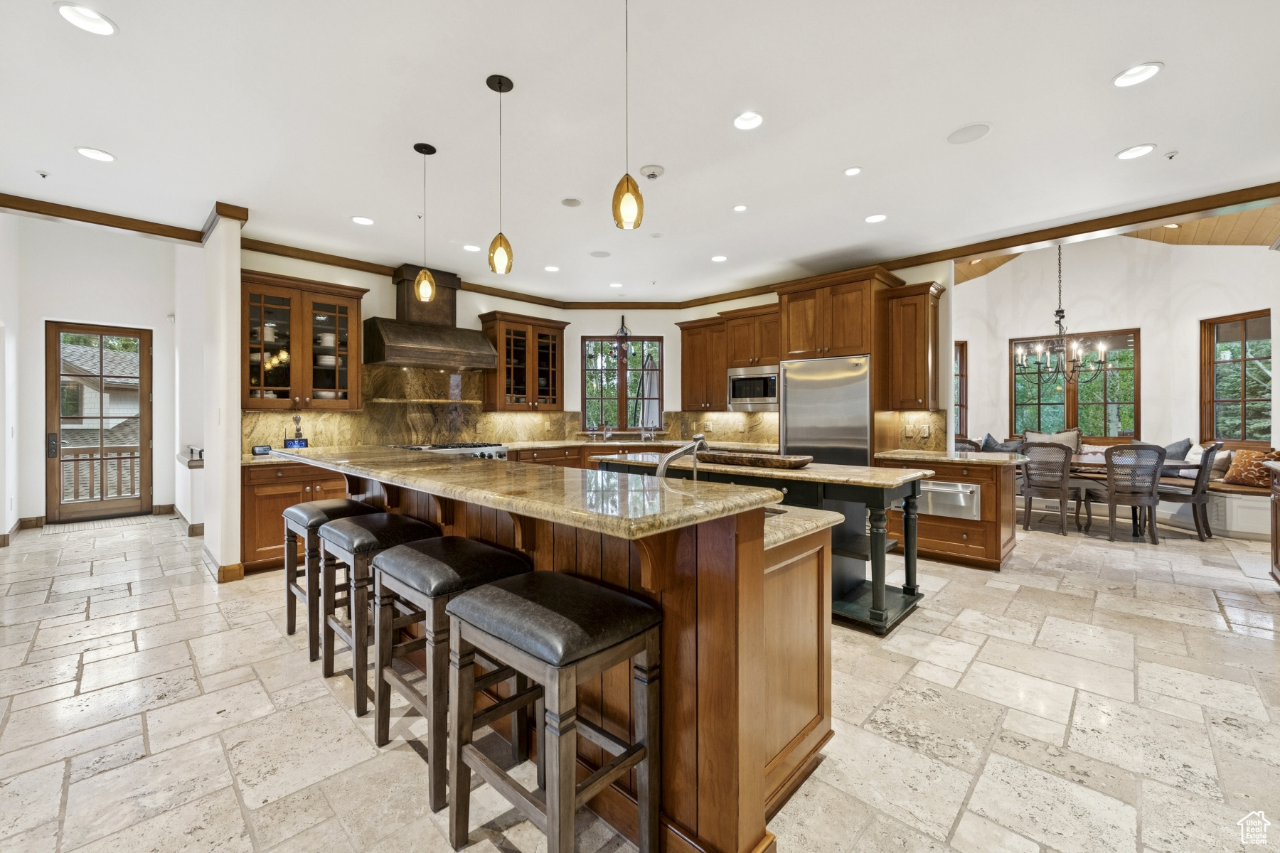 HOLIDAY RANCHETTES - Residential