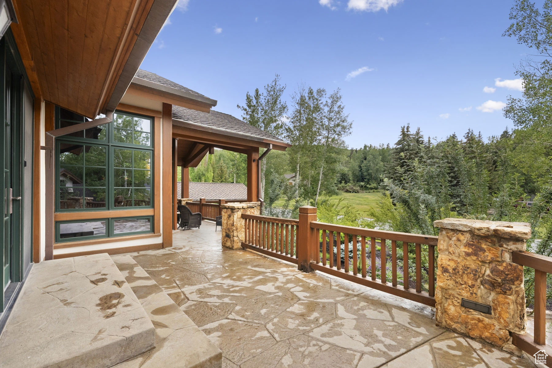 HOLIDAY RANCHETTES - Residential