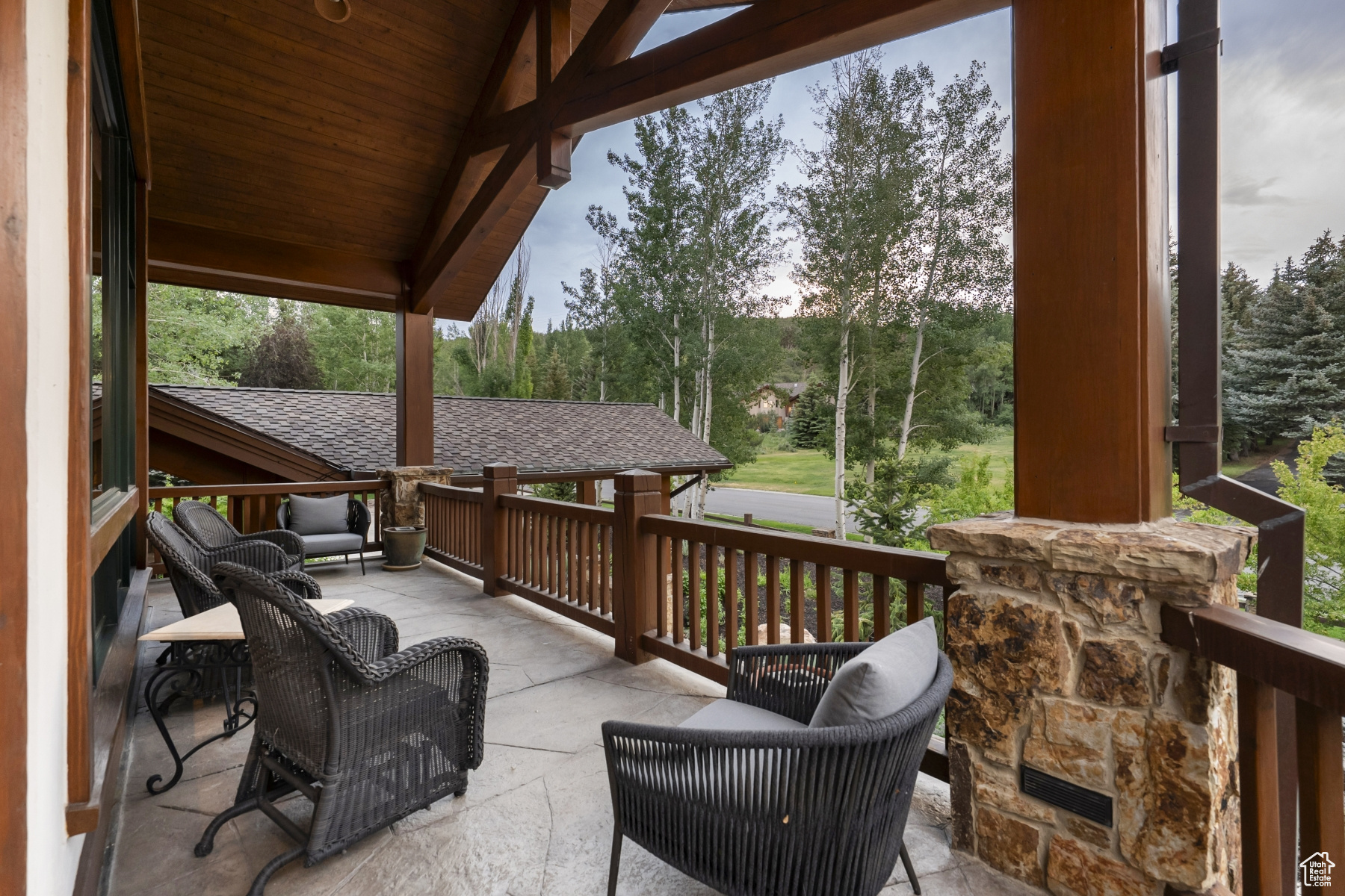 HOLIDAY RANCHETTES - Residential