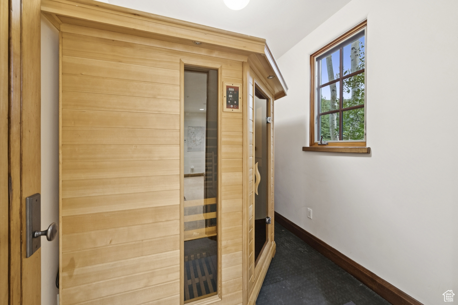 HOLIDAY RANCHETTES - Residential
