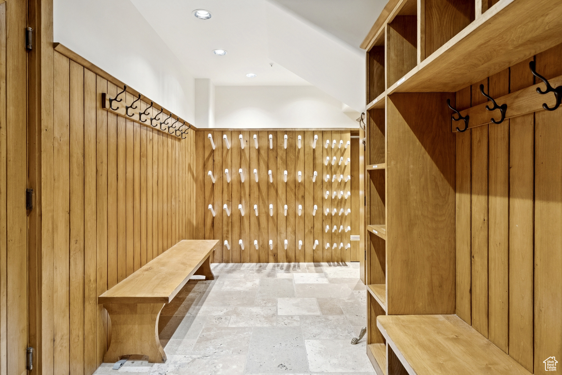 HOLIDAY RANCHETTES - Residential