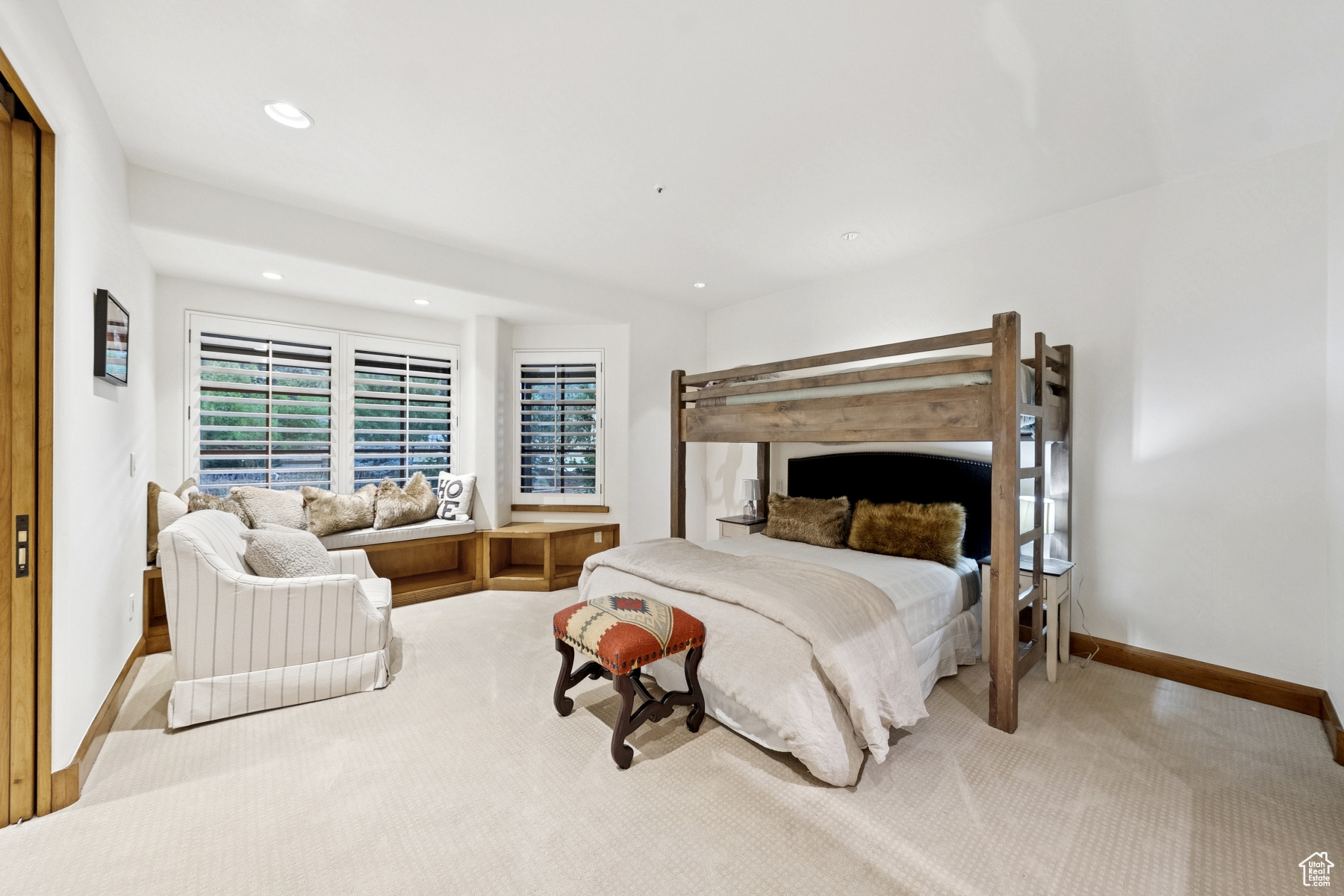 HOLIDAY RANCHETTES - Residential