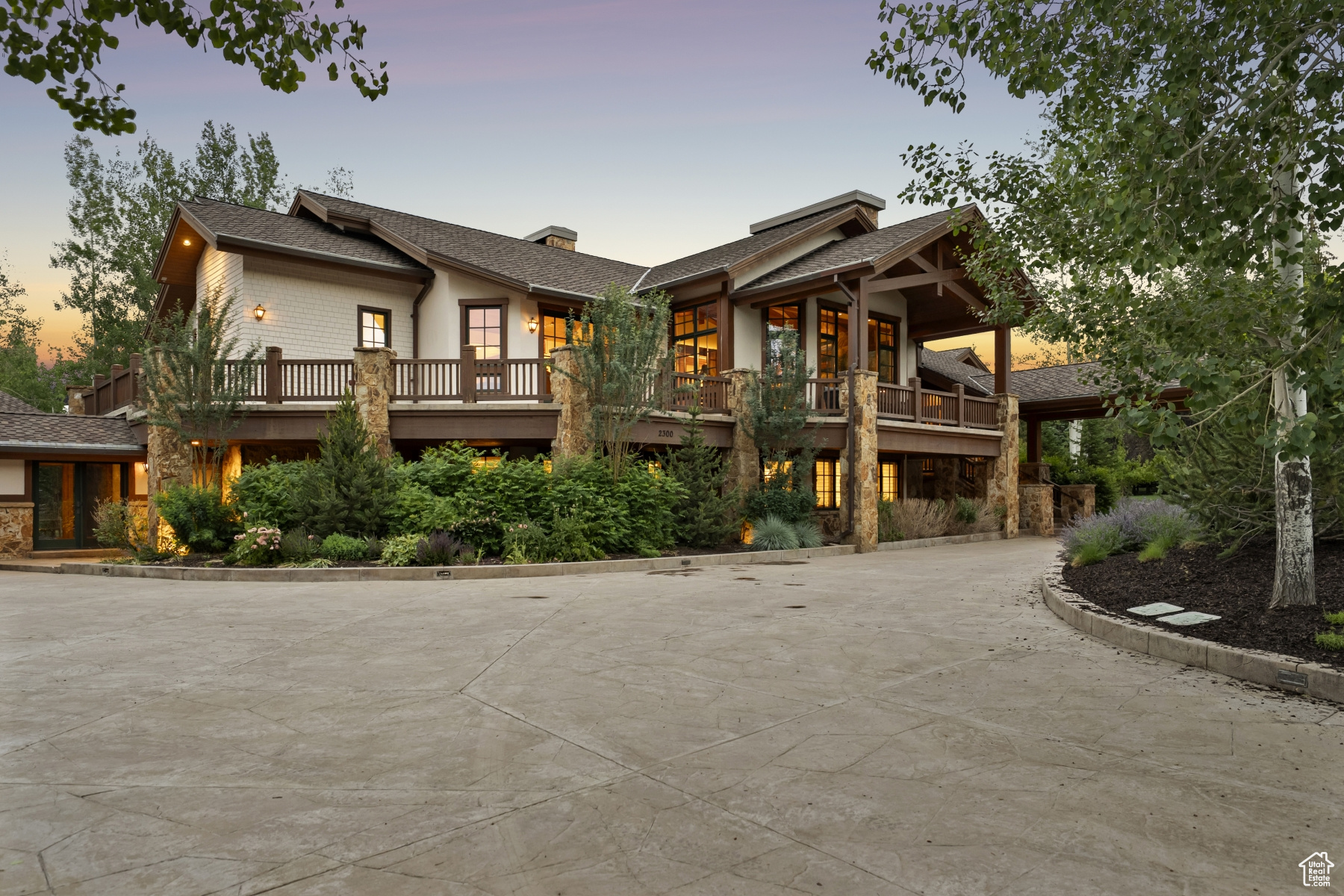 HOLIDAY RANCHETTES - Residential