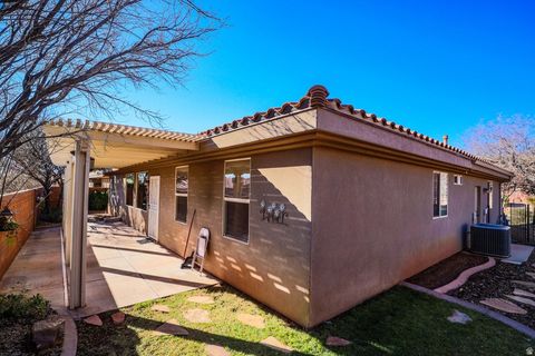 Tiny photo for 960 N CATALPA DR, Washington, UT 84780 (MLS # 2130033)