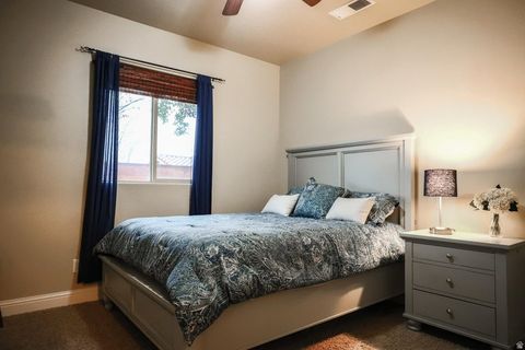 Tiny photo for 960 N CATALPA DR, Washington, UT 84780 (MLS # 2130033)