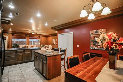 Tiny photo for 960 N CATALPA DR, Washington, UT 84780 (MLS # 2130033)