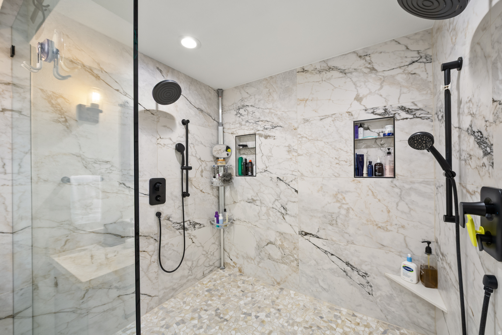 NORTHPOINT - Residential