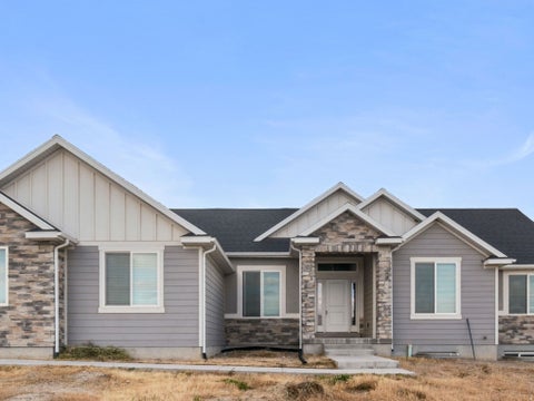 Homes For Sale - 8 S Cherry Wood Ln<br/> Salt Lake County, Grantsville, UT 84029
