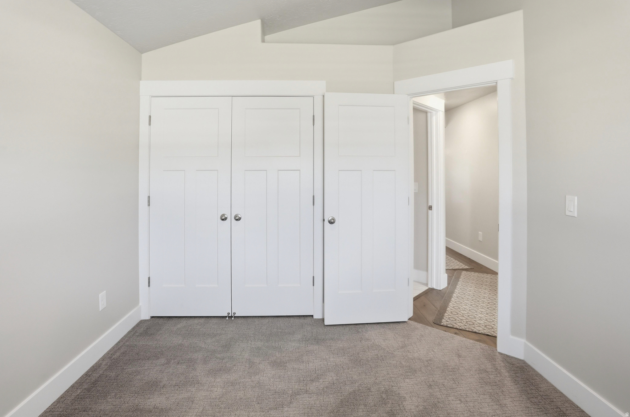 OVERLAKE - Residential