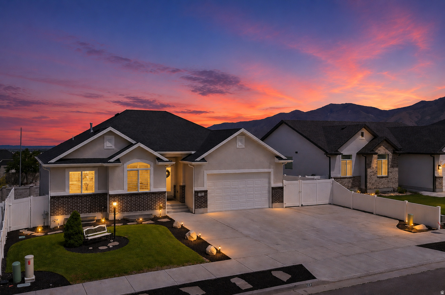 OVERLAKE - Residential