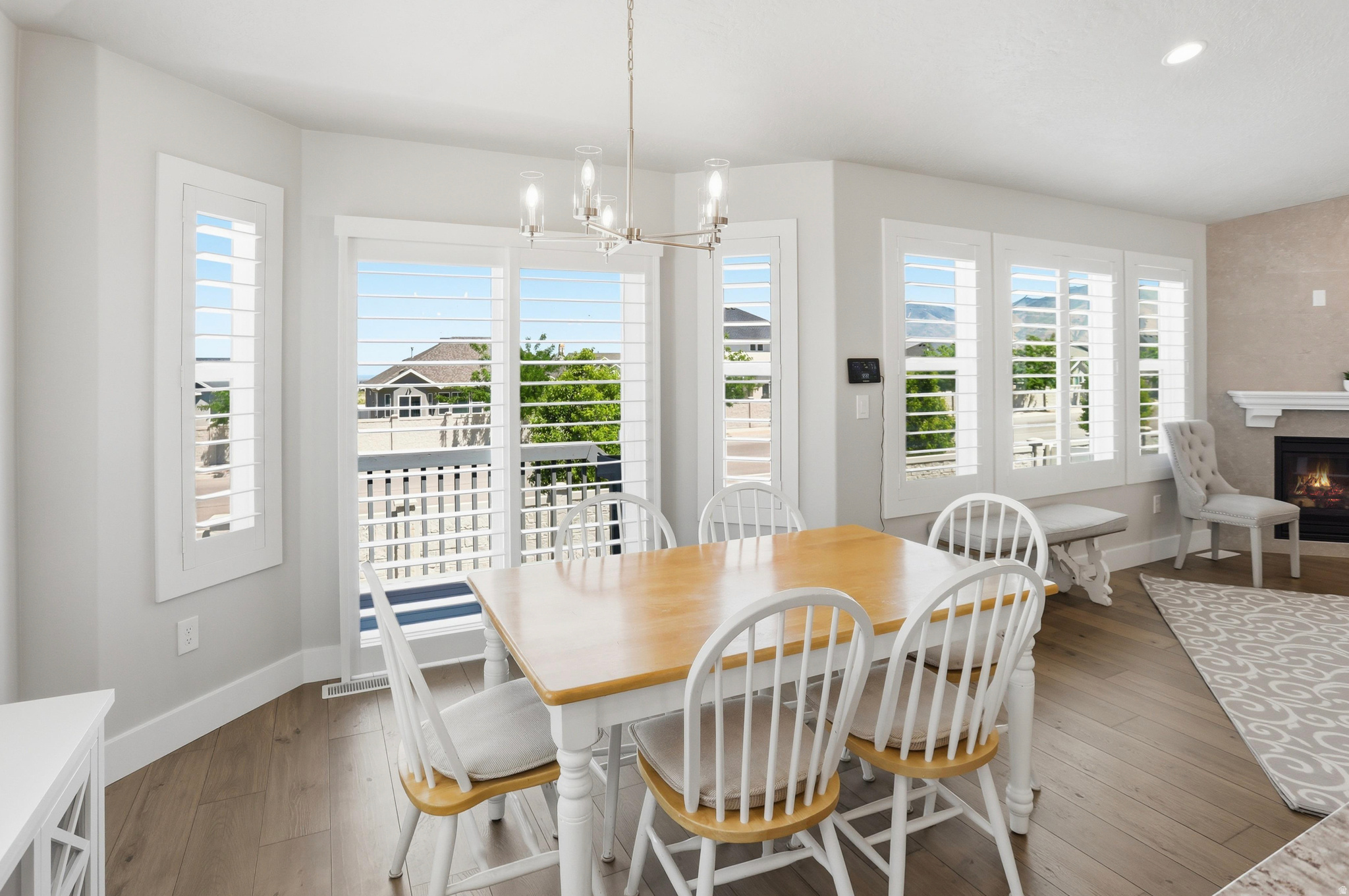 OVERLAKE - Residential