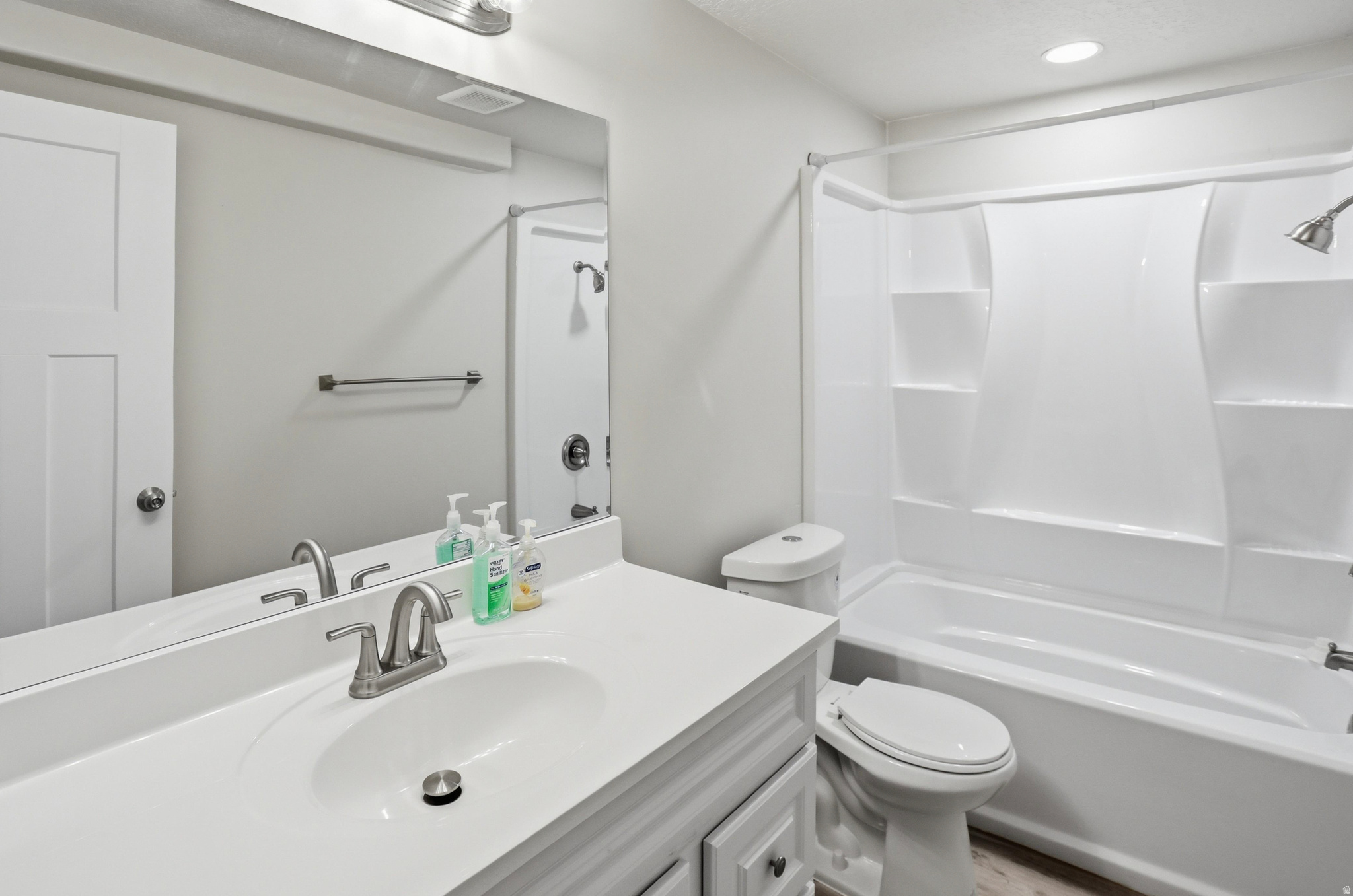OVERLAKE - Residential