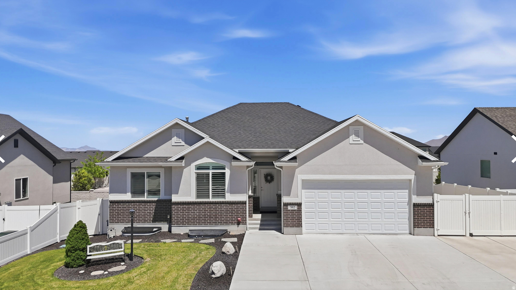 OVERLAKE - Residential