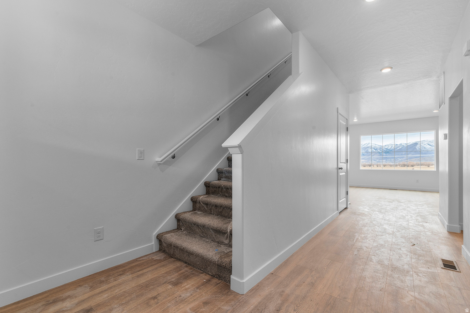 NIBLEY COACH - Residential