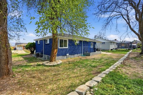 Tiny photo for 5336 S CHARLOTTE AVE, Salt Lake City, UT 84118 (MLS # 2147528)
