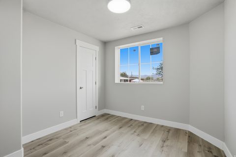 Tiny photo for 5336 S CHARLOTTE AVE, Salt Lake City, UT 84118 (MLS # 2147528)