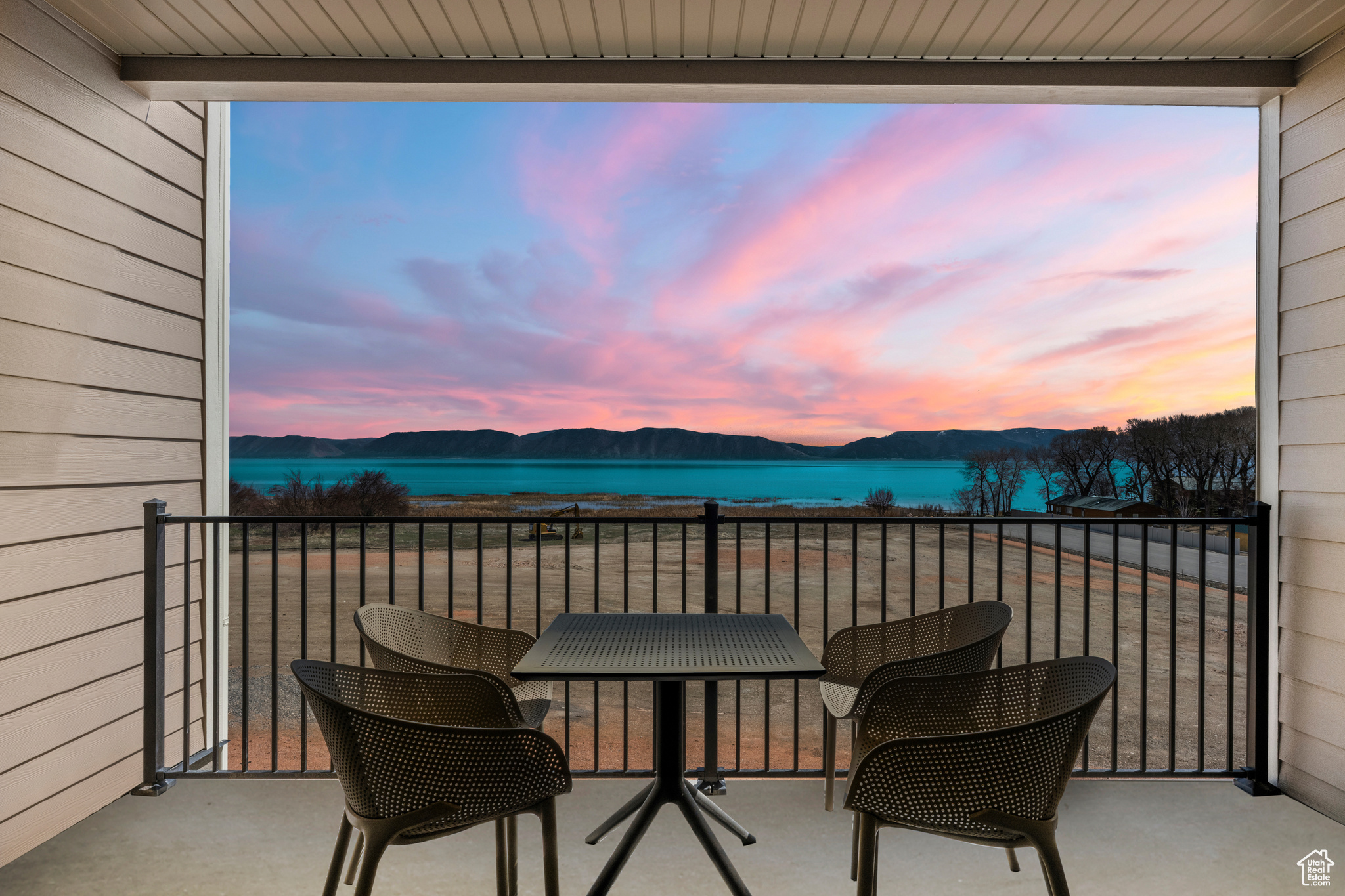 WATERS EDGE - Residential Income