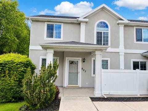 Townhouse For Sale - 827 W Big Leaf Ct<br/> Payson, UT 84651
