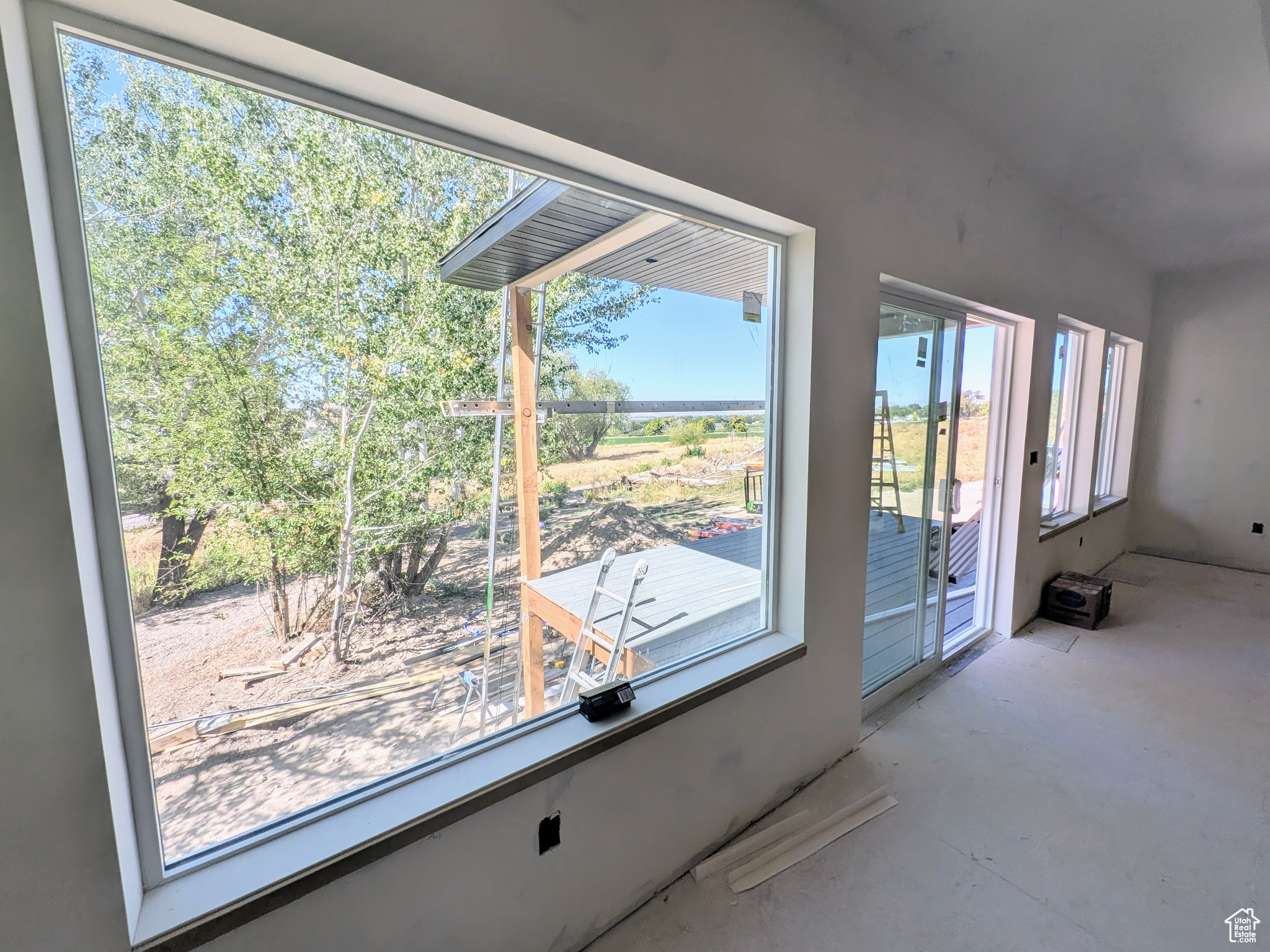 LINDEN LANE - Residential