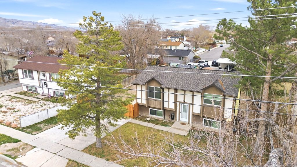 Photo of 361 E MAIN ST, Grantsville, UT 84029 (MLS # 2128091)