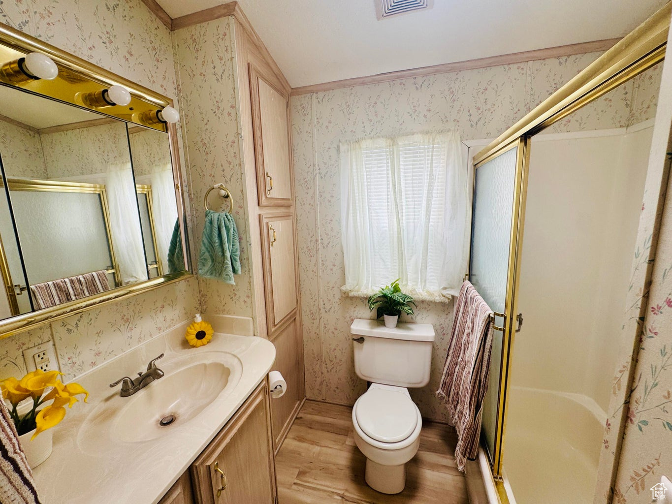 CANYON BREEZE RV RESORT - Residential