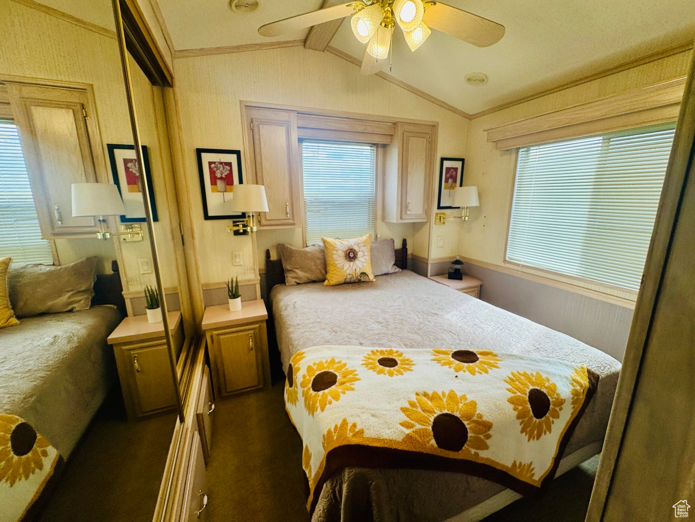 CANYON BREEZE RV RESORT - Residential
