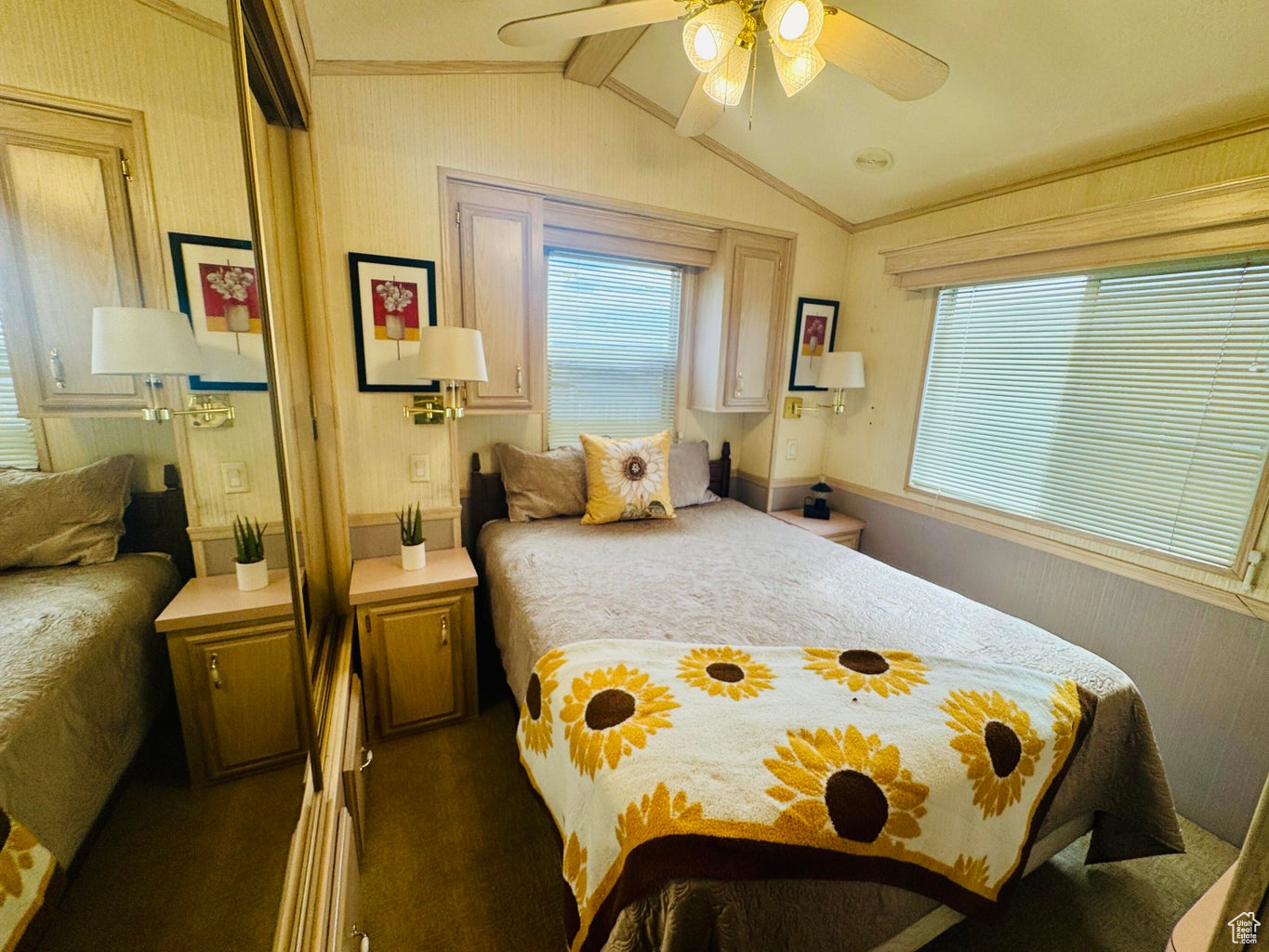CANYON BREEZE RV RESORT - Residential