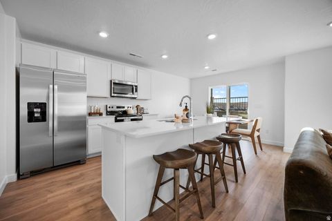 Tiny photo for 1742 S FORBIDDING WAY #2276, Washington, UT 84780 (MLS # 2134939)