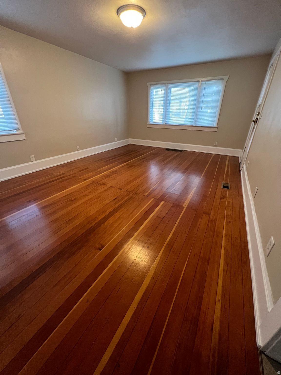 FREE SUB - Residential Lease