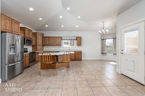 Tiny photo for 4621 W 4050 S, West Haven, UT 84401 (MLS # 2149418)