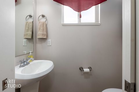 Tiny photo for 4621 W 4050 S, West Haven, UT 84401 (MLS # 2149418)