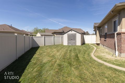 Tiny photo for 4621 W 4050 S, West Haven, UT 84401 (MLS # 2149418)
