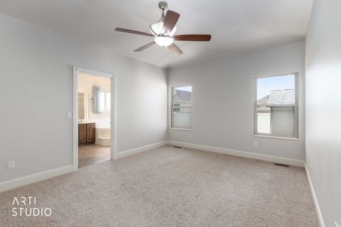 Tiny photo for 4621 W 4050 S, West Haven, UT 84401 (MLS # 2149418)